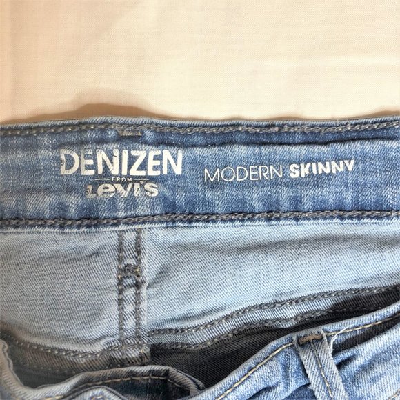 Denizen from Levi’s | Women’s Jeans | Modern Skinny W32xL39 - Picture 2 of 6